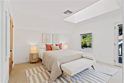 1912 NE 11th Ave, Portland, OR 97212 - Photo 13