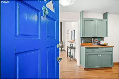 10332 SW Lancaster Rd, Portland, OR 97219 - Photo 17