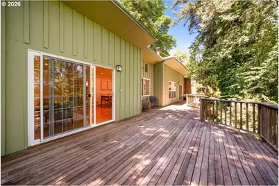10332 SW Lancaster Rd, Portland, OR 97219 - Photo 37