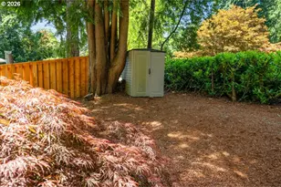 10332 SW Lancaster Rd, Portland, OR 97219 - Photo 43
