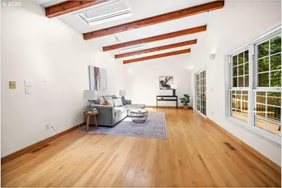 10332 SW Lancaster Rd, Portland, OR 97219 - Photo 13