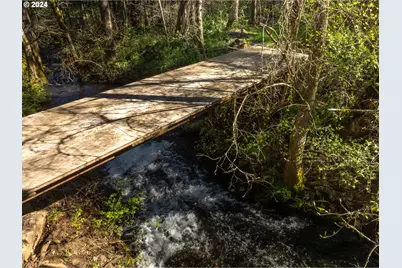 455 Country Club Rd, Hood River, OR 97031 - Photo 13