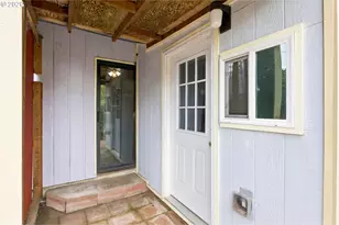 1753 Elkay Dr, Eugene, OR 97404 - Photo 29