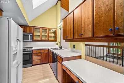 124 Brae Burn Dr, Eugene, OR 97405 - Photo 9