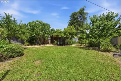 955 Kelly Blvd, Springfield, OR 97477 - Photo 39