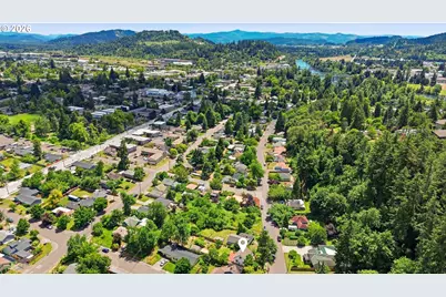 955 Kelly Blvd, Springfield, OR 97477 - Photo 43