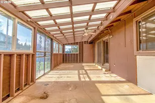 13722 SE Holgate Blvd, Portland, OR 97236 - Photo 19