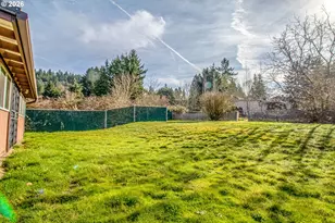 13722 SE Holgate Blvd, Portland, OR 97236 - Photo 5