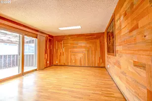 13722 SE Holgate Blvd, Portland, OR 97236 - Photo 17