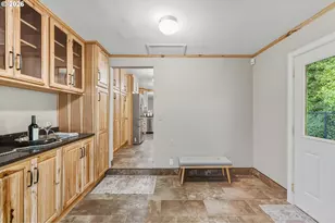 2324 13th St, North Bend, OR 97459 - Photo 19