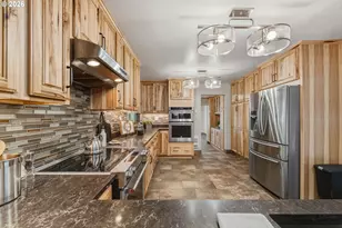 2324 13th St, North Bend, OR 97459 - Photo 17