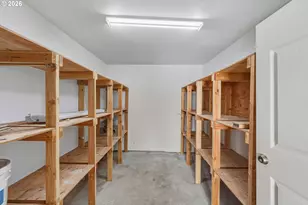 2324 13th St, North Bend, OR 97459 - Photo 37