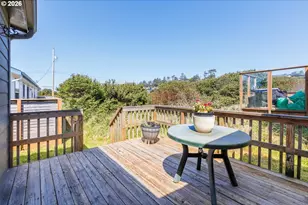 2018 NW Oceanic Loop, Waldport, OR 97394 - Photo 29
