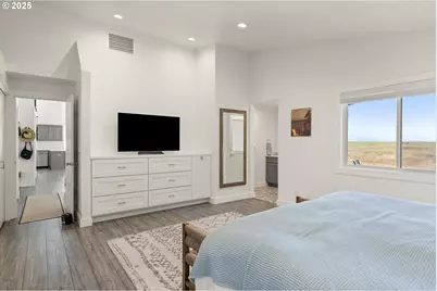 89026 Ocean Dr, Warrenton, OR 97146 - Photo 23