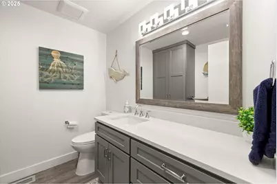 89026 Ocean Dr, Warrenton, OR 97146 - Photo 21