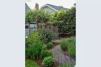 1002 SE 54th Ave, Portland, OR 97215 - Photo 35