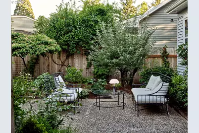 1002 SE 54th Ave, Portland, OR 97215 - Photo 33