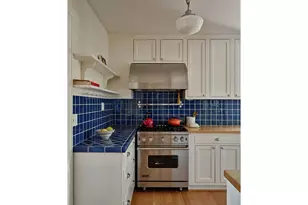 1002 SE 54th Ave, Portland, OR 97215 - Photo 9