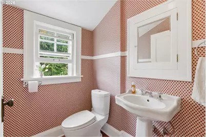 1002 SE 54th Ave, Portland, OR 97215 - Photo 19
