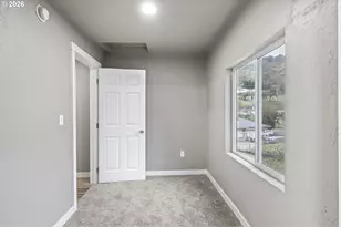 1641 SE Marsters Ave, Roseburg, OR 97470 - Photo 39