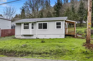 1641 SE Marsters Ave, Roseburg, OR 97470 - Photo 7