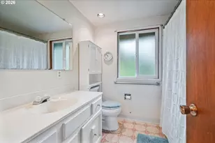 111 Canyon View Dr, Longview, WA 98632 - Photo 11