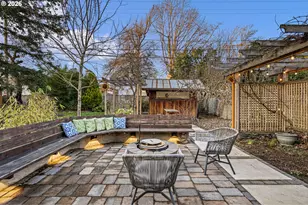 916 G St, Springfield, OR 97477 - Photo 37