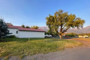 100 W 10th St, Joseph, OR 97846 - Photo 3