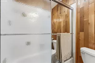 12140 SW Camden Ln, Beaverton, OR 97008 - Photo 31