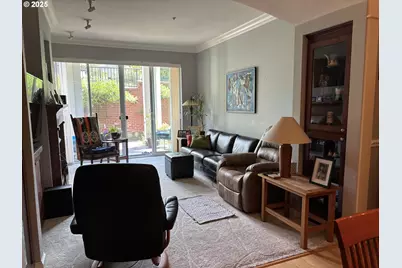 196 SE Spokane St #106, Portland, OR 97202 - Photo 5