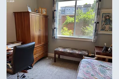 196 SE Spokane St #106, Portland, OR 97202 - Photo 9