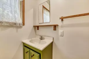 5767 Terrace Dr, West Linn, OR 97068 - Photo 21