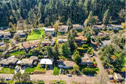 5767 Terrace Dr, West Linn, OR 97068 - Photo 27