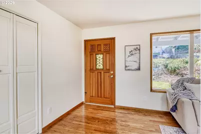 5767 Terrace Dr, West Linn, OR 97068 - Photo 3