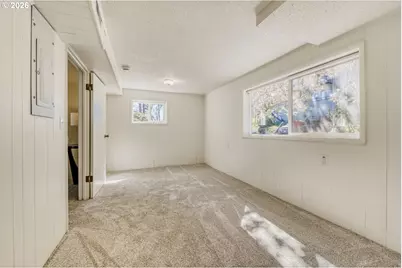 5767 Terrace Dr, West Linn, OR 97068 - Photo 19