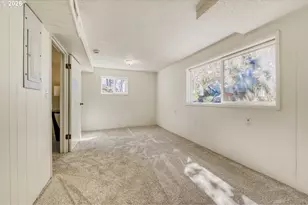 5767 Terrace Dr, West Linn, OR 97068 - Photo 19