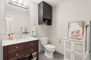 16200 Pacific Hwy, Lake Oswego, OR 97034 - Photo 15