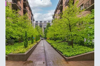 1130 NW 12th Ave #308, Portland, OR 97209 - Photo 41