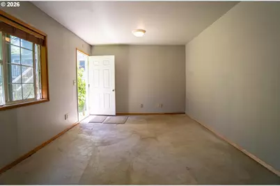 7228 SW 4th Ave, Portland, OR 97219 - Photo 33