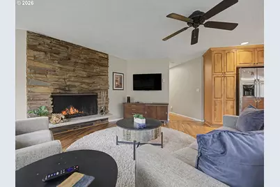 68660 E Fairway Estates Rd, Mount Hood Village, OR 97067 - Photo 5