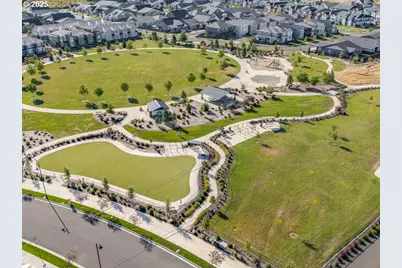 7033 SE Deline St, Hillsboro, OR 97123 - Photo 9