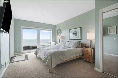 1113 N Highway 101 #1, Depoe Bay, OR 97341 - Photo 11