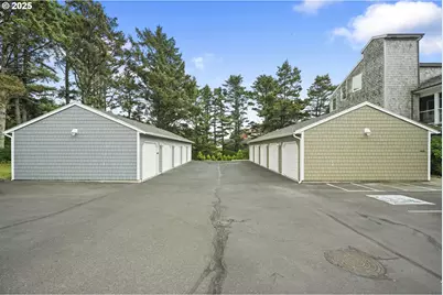 1113 N Highway 101 #1, Depoe Bay, OR 97341 - Photo 21