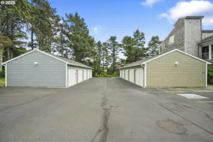 1113 N Hwy 101, Depoe Bay, OR 97341 - Photo 21