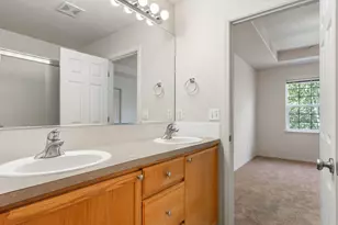 858 NE Caden Ave, Hillsboro, OR 97124 - Photo 35