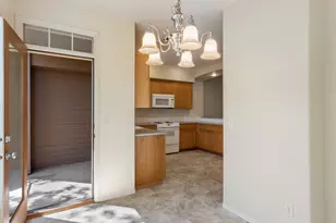 858 NE Caden Ave, Hillsboro, OR 97124 - Photo 21