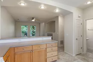 858 NE Caden Ave, Hillsboro, OR 97124 - Photo 17