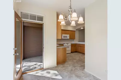 858 NE Caden Ave, Hillsboro, OR 97124 - Photo 19