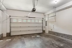 858 NE Caden Ave, Hillsboro, OR 97124 - Photo 43