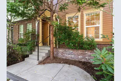 858 NE Caden Ave, Hillsboro, OR 97124 - Photo 3